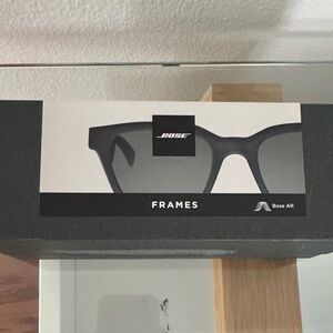 Bose Black Frames with AR Features